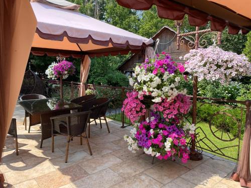 Brovary Bed & Breakfast | Charivna Taistra