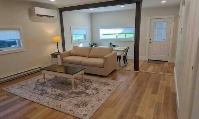 Wood River Junction House | Charlestown Cottage in the Pines