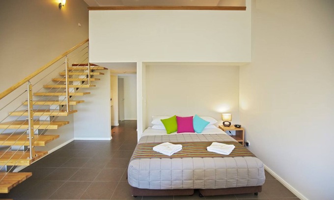 Charlestown Apartment | Charlestown Loft Apartment