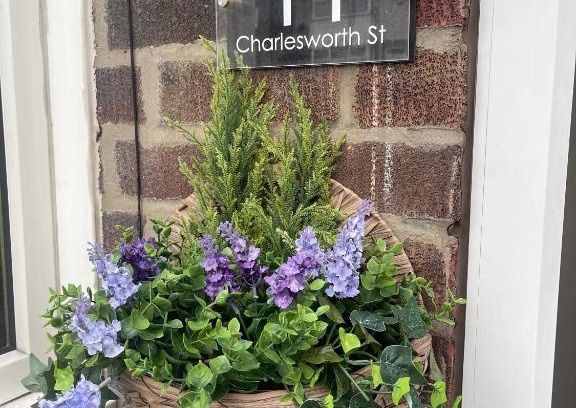 Crewe House | Charlesworth House