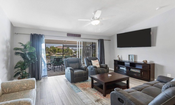 Port Charlotte - Charlotte Harbor Resort | Charlotte Harbor - 4 Bed 2 Baths #14400