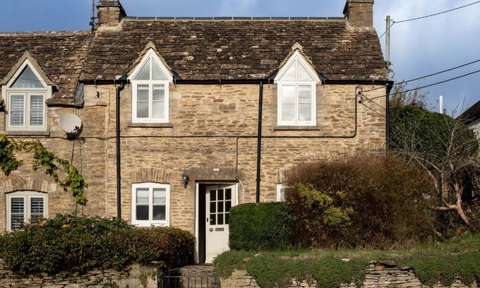 Tetbury House | Charlton Cottage