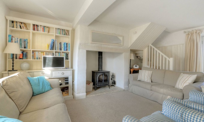 Charmouth Cottage | Charm Cottage