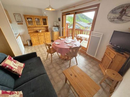 Les Saisies Apartment | Charmant 2 pièces aux Saisies, balcon sud/est, proche pistes et ESF, classé 2 étoiles - FR-1-594-118