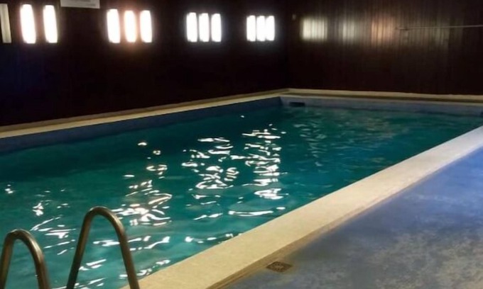 Parchamp–Albert Kahn Apartment | Charmant Appartement Moderne, Balcon et Piscine
