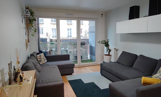 Le Pre-Saint-Gervais Apartment | Charmant Appartement au Pré