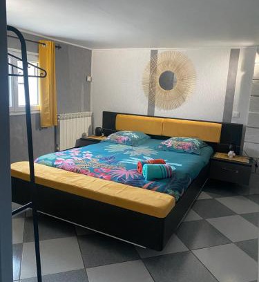 Aigues-Mortes House | Charmant appart avec jardin