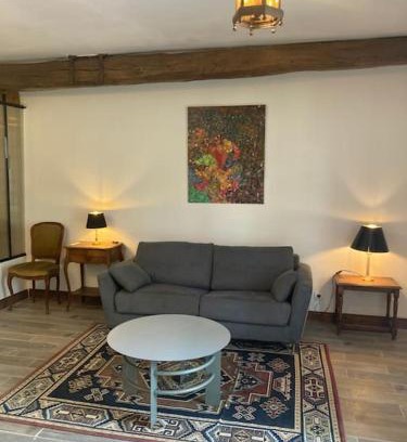 Saint-Brice-sous-Foret Apartment | Charmant studio terrasse 25min Aéroport CDG