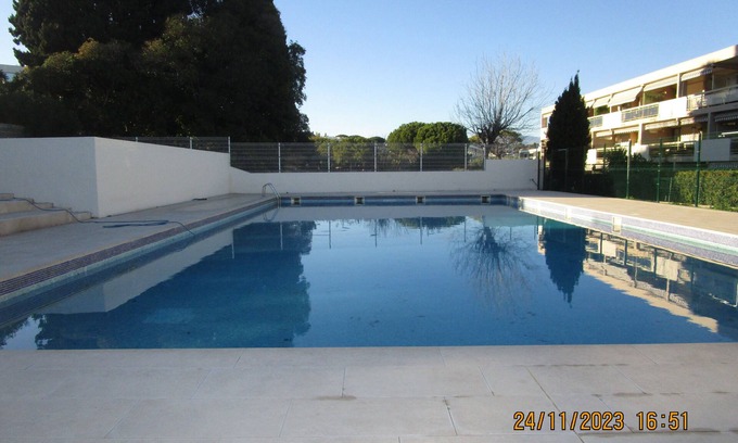Plaine de la Brague Apartment | Charmant Studio Dans Résidence de Standing Avec Piscine, Tennis, Pres de la mer