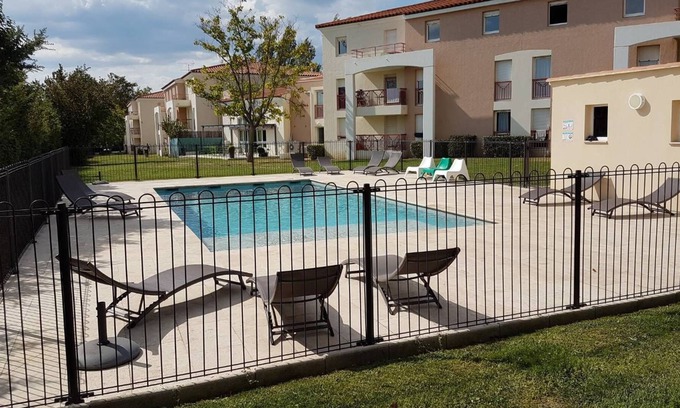 Puyricard Apartment | Charmant Studio Climatisé Avec Piscine