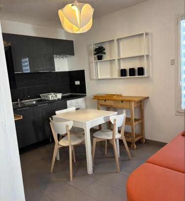 Porte Des Alpes - Mi Plaine - Manissieux Apartment | Charmant studio St Priest Proche Université Lyon2