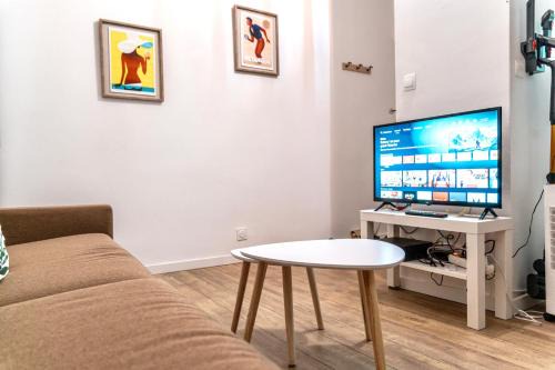 Hotel-de-Ville Apartment | Charmant Studio Vieux Port