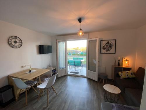 La Roche-Posay Apartment | Charmant T2 avec terrasse proche des Thermes du Connétable, Wi-Fi, lave-vaisselle - FR-1-541-138