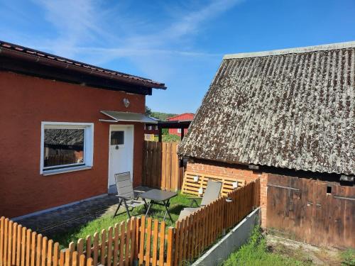 Mecklenburgische Kleinseenplatte Apartment | Charmante Ferienwohnung in der Oase am Vilzsee, cleaning included