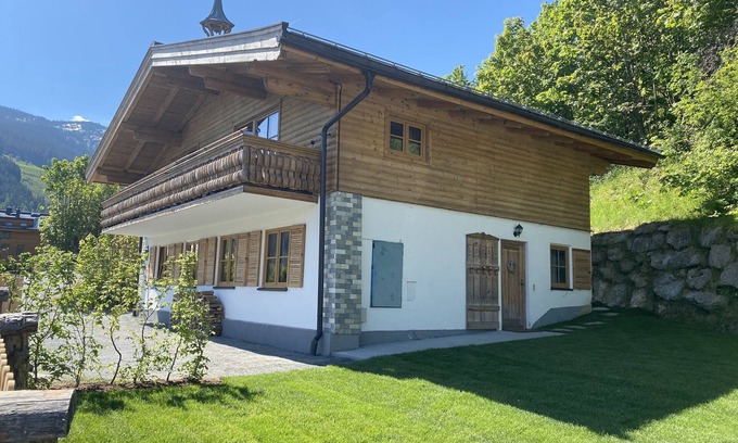 Maria Alm am Steinernen Meer Ski Chalet | Charmantes Chalet mit Garten und Traumblick auf die Berge