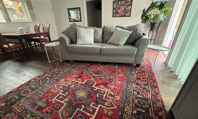 Los Cerritos House | Charming 1-Bd house with WiFi and AC in Bixby Knolls/Virginia Country Club