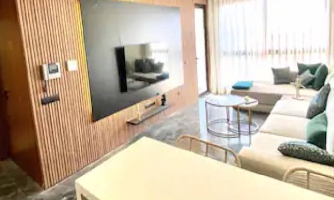 Casablanca Apartment | Charming 1-bedroom apartment w/WiFi near tramway and train station oasis