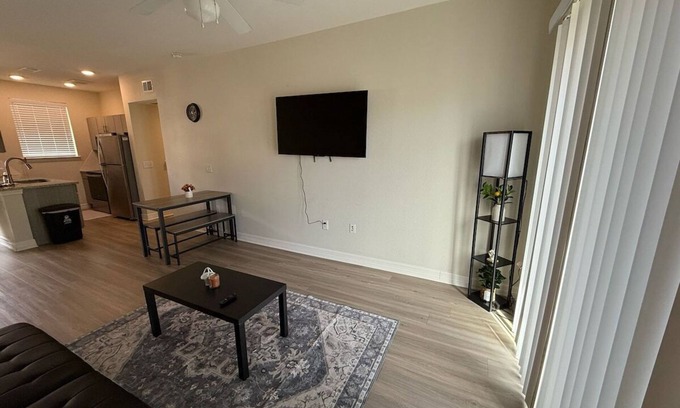 North Buttercup Creek Apartment | Charming 1-bedroom apartment in delightful Cedar Park with WiFi, fitness room