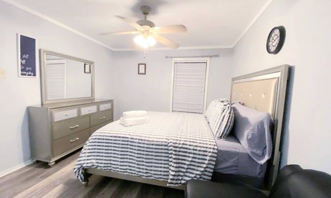 Lake Highlands Apartment | Charming 1-bedroom apartment with WiFi, AC in delightful Dallas