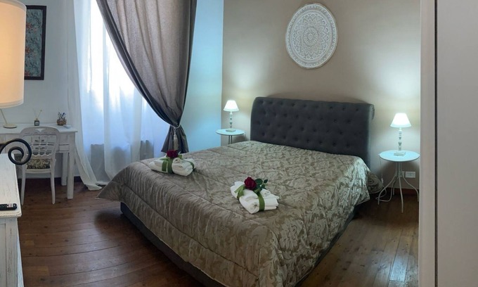 Municipio 1 Apartment | Charming 1-bedroom apartment with AC, WiFi in enchanting Bari