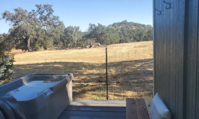 Atascadero Cottage | Charming 1-bedroom cottage in the country yet minutes to the 101 and downtown.