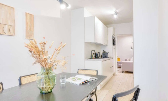 Kunstenkwartier Apartment | Charming 1-Bedroom Retreat Near Ghent City Center