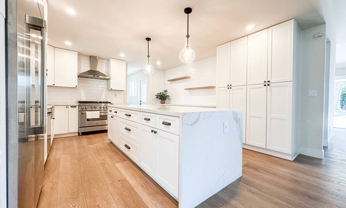 Eastvale House | Charming 1-bedroom suite with WiFi and AC in Eastvale with private bathroom
