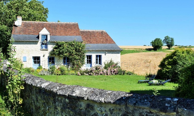 Crissay-sur-Manse Cottage | Charming 1850 Restored House, Private Garden, Modern Amenities, Near Crissay-sur-Manse