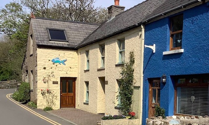 Solva Cottage | Charming 18th-Century Cottage in Solva's Heart
