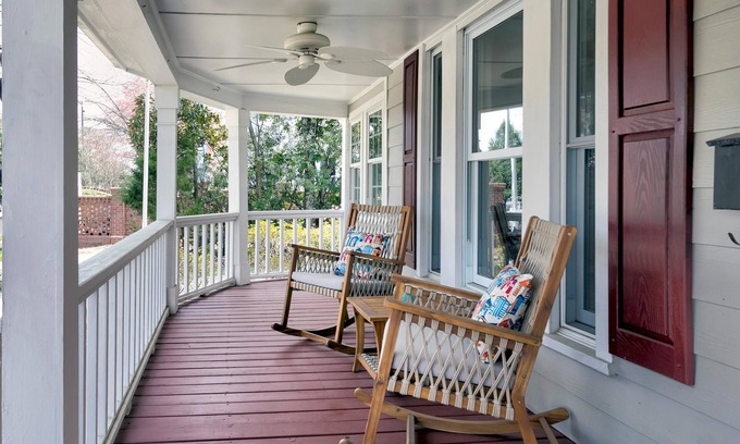 Cary House | Charming 1930 Bungalow Home in Downtown Cary !