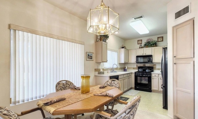 Sun City West House | Charming 2-bedroom house in fabulous Sun City West