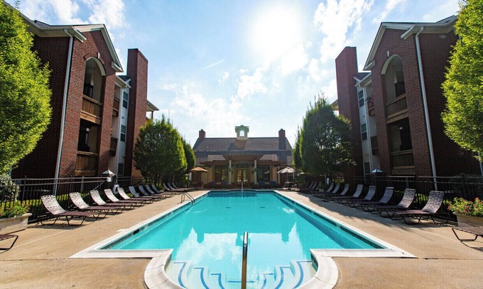 Beaumont Residential Apartment | Charming 2-bedroom apartment in the Beaumont area of Lexington, KY.