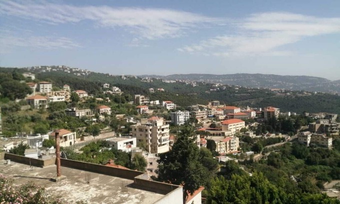 Baabda Apartment | Charming 2-bedroom apartment with WiFi, AC in lovely Kesrwan