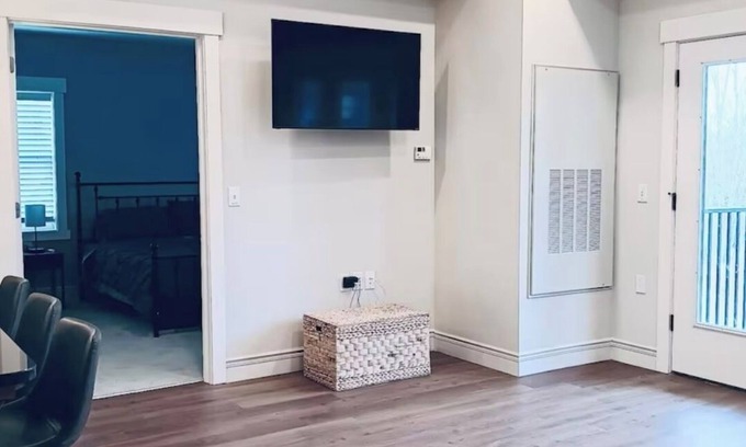 London Apartment | Charming 2 bedroom apartment with WiFi, fitness room in fabulous London