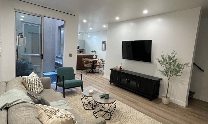 Little Italy Condo | Charming 2-bedroom condo in the heart of Little Italy