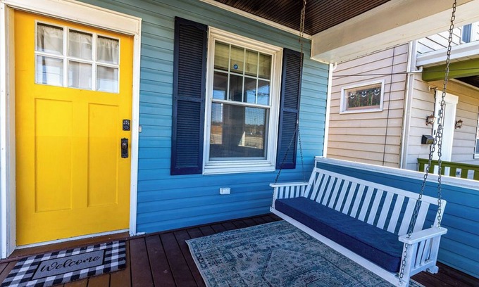 Norwood House | Charming 2-bedroom house with updates in the heart of Oakley/Cincinnati!