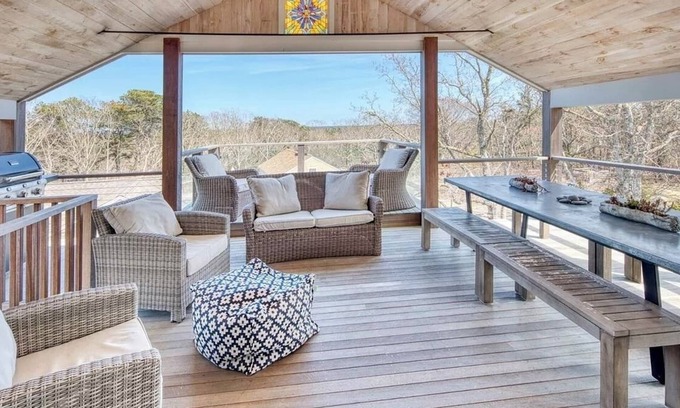 Edgartown House | Charming 2-bedroom house on Chappy with pool, Tennis, pickleball, WiFi and AC