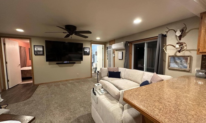 Harrison House | Charming 2-bedroom house with full amenities