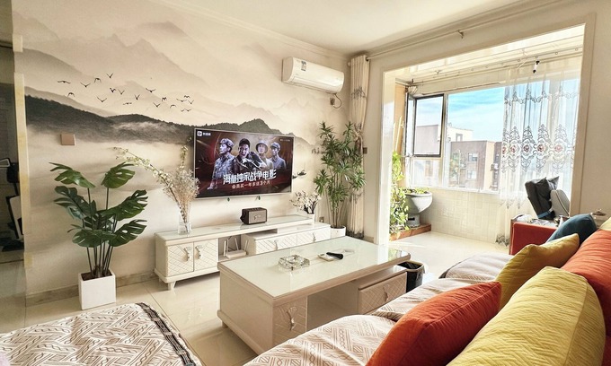 Zhangdian District House | Charming 2-bedroom house in lovely Zibo with WiFi, AC