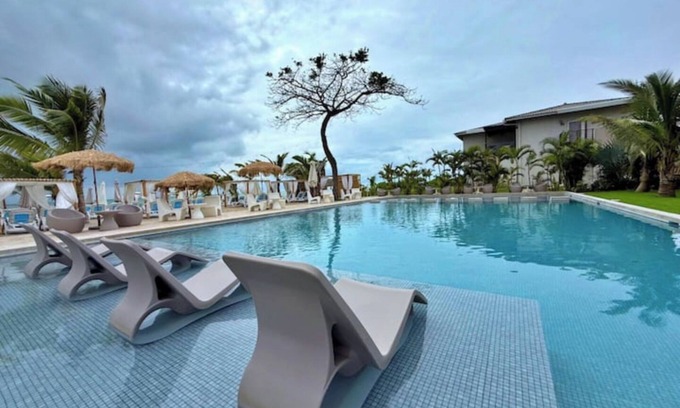Punta Chame Condo | Charming 2-bedroom condo with WiFi, AC in lovely Punta Chame,Beach,Pool, Mtnview