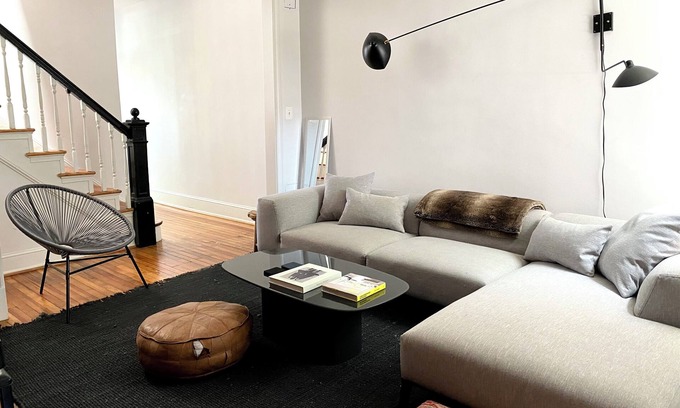 NoMa House | Charming 2-bedroom rowhouse with private patio in central Washington, DC