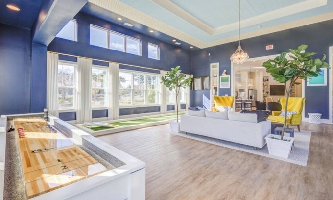 Summerville Apartment | Charming 2-bedroom apartment in delightful Summerville with WiFi, AC