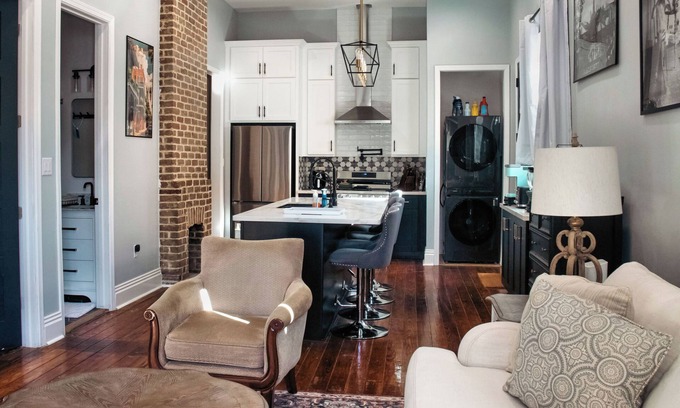 Saint Roch Cottage | Charming 2-BR, 2-bath cottage w/AC, Heat, WiFi and 5 min from French Quarter.