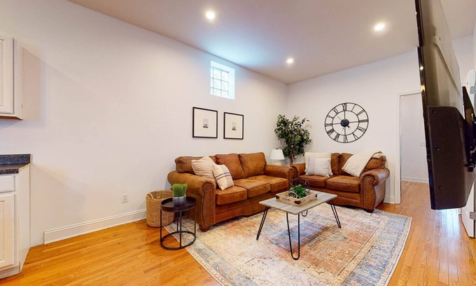 Smoketown Jackson House | Charming 2BR/2BA Near NuLu/Downtown Area Hospitals