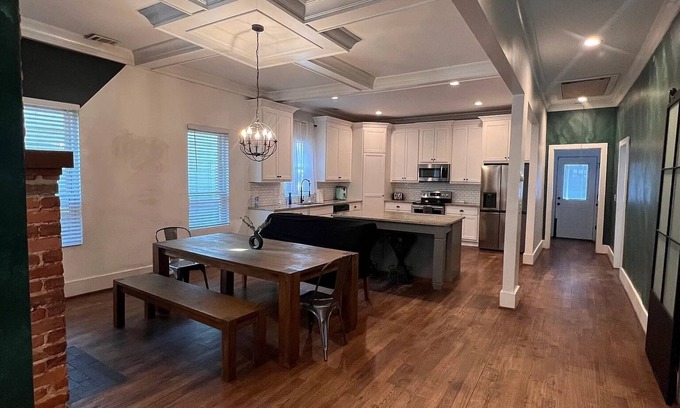 West End House | Charming 3/2 minutes from downtown and all of Atlanta attractions