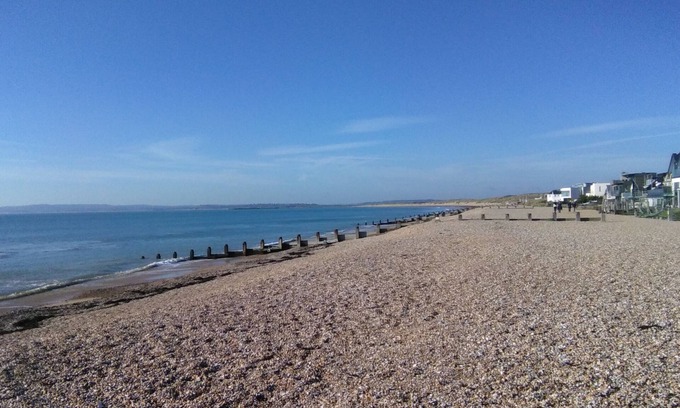 Camber House | Charming 3-bed Caravan in Camber Food Rest