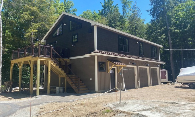 Moultonborough House | Charming 3-bedroom house in lovely Moultonborough with WiFi, AC