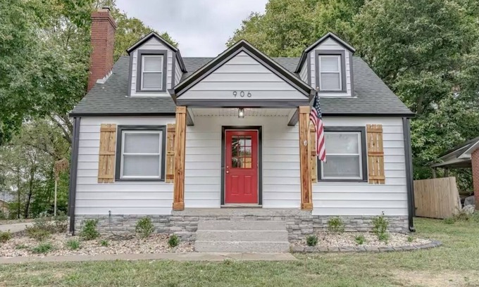 Elizabethtown House | Charming 3-bedroom house in welcoming Elizabethtown