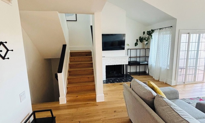 Mission Viejo House | Charming 3-bedroom townhome with AC and WiFi in serene Mission Viejo