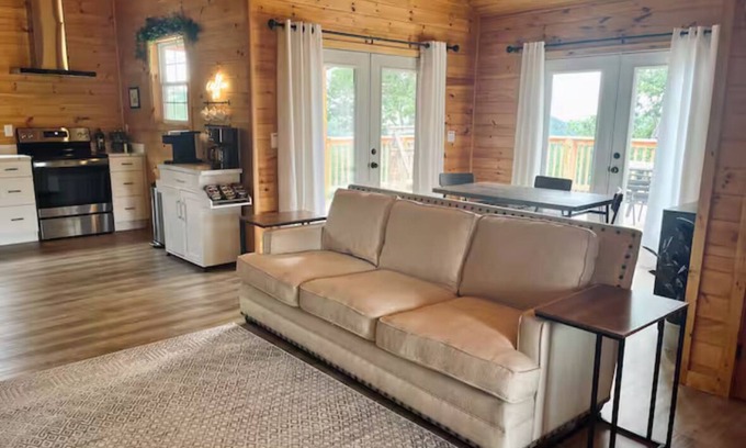 Morganton Cabin | Charming 3-Bedroom Cabin With View!